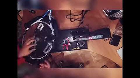 Tennisschlägerbesaitung mit Superstringer T70 electronic