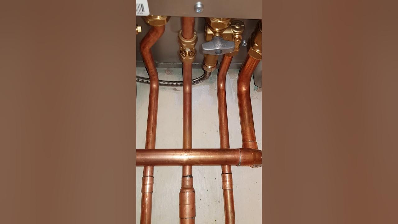 Vaillant ecotech plus how to top up the boiler pressure. YouTube