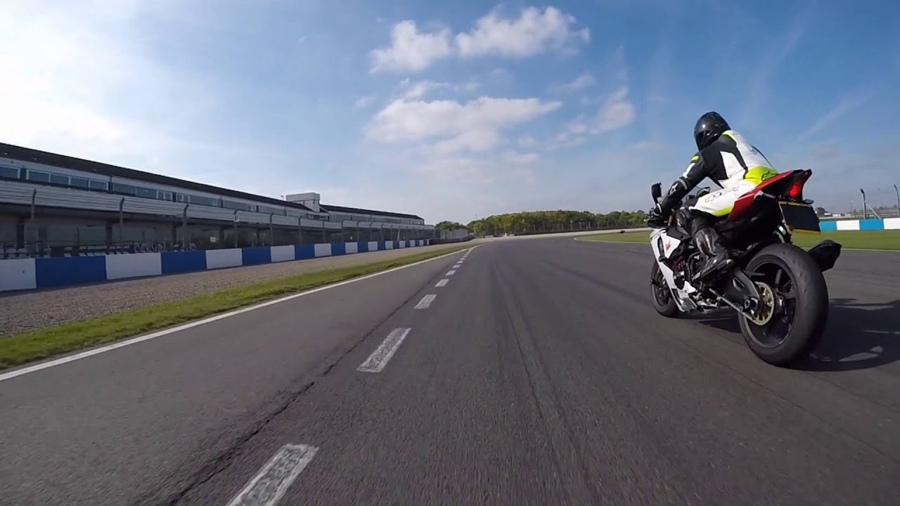 donnington track day fast group - YouTube