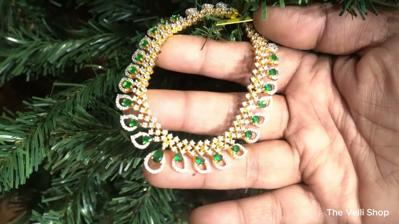 கிறிஸ்மஸ் பண்டிகை முன்னிட்டு தரமான ஆஃபர்.. குவியும் இளம்பெண்கள்! || The Velli Shop TNagar Chennai