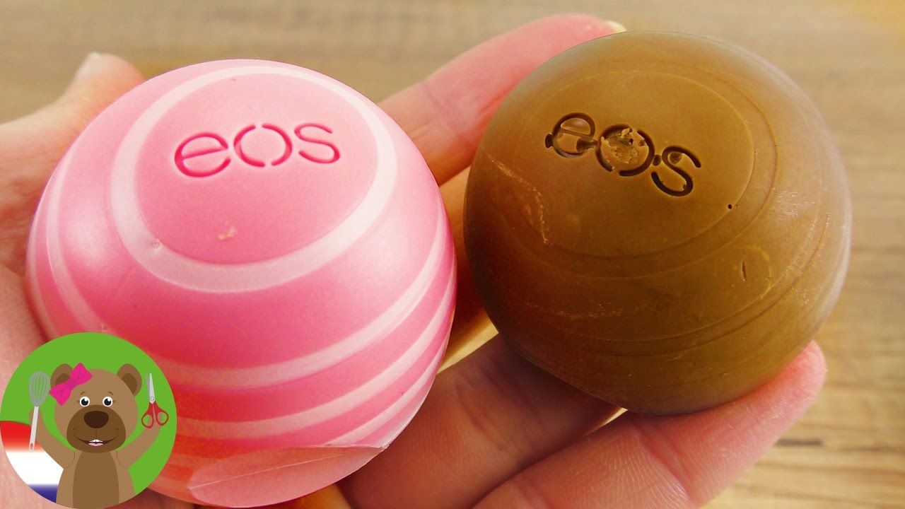 Siliconen bekers voor het smelten van chocolade