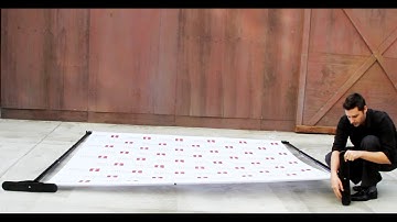 How to Set up a Step and Repeat Banner with One Person