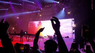 Without Me - Halsey (Illenium remix) Live
