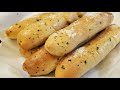 How to make Olive Garden Breadsticks at home| MerlinasMunchies