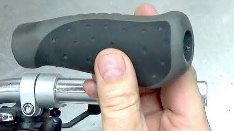 Removing Bicycle Grips - Quick and easy tutorial