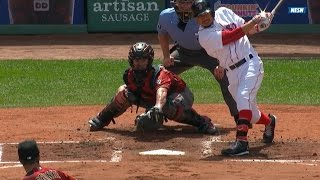 ARI@BOS: Betts hammers a three-run jack after review