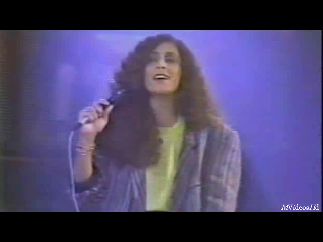 Joana canta Amanhã talvez no Globo de Ouro (1987) class=