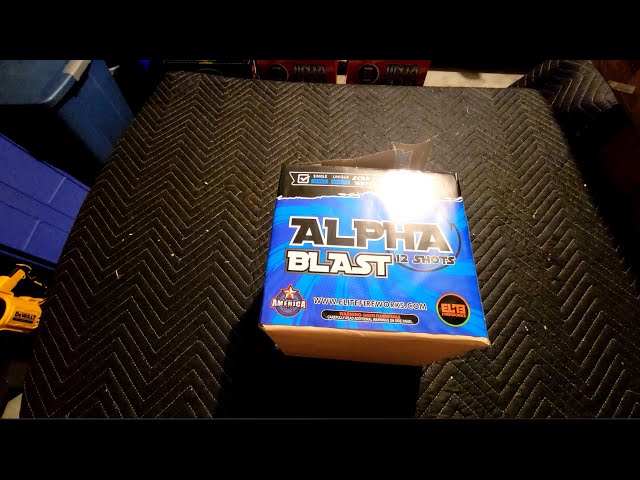 Alpha Blast 500g Cake Firework class=