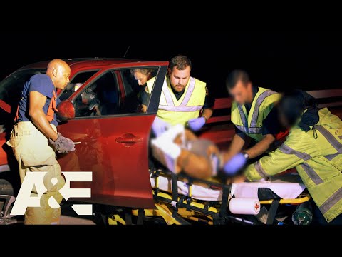 Nightwatch: Keeley Comforts Family of 3 Involved In Fiery Highway Crash (S3) | A&E