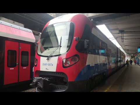 EN97-007 z pociągiem
