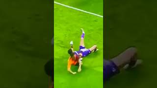 Volkan Bayarslan Buna Nasıl Penaltı Vermez Hala Anlamıyorum.kaleci Zaniolonun Bacağını Tutup Çekmiş