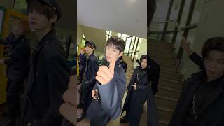Uno, Dos, Tres, and POSE 👑#CLOSEYOUREYES #클로즈유어아이즈 #CYE #클유아 #OVEREXPOSED #POSE
