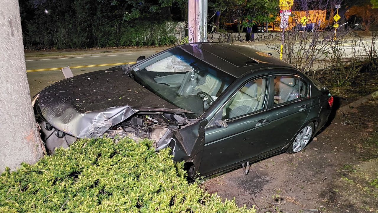 Driver Injured After Hitting Tree in Braintree - YouTube