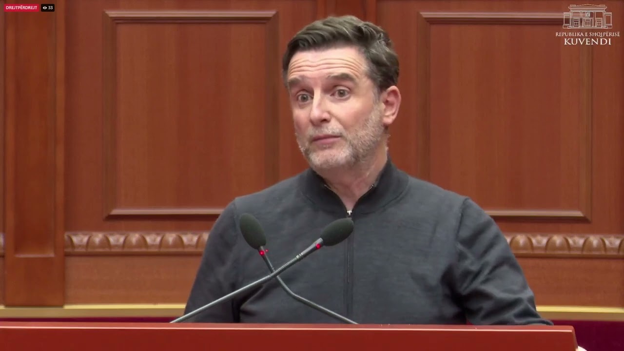 Top Channel/ Brace ironi me opozitën:Kishim temë për naftën e dhënë Milloshevicit, se ajo djeg akoma