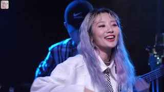 [직캠][4K 60P] 볼빨간사춘기 - Dejavu [200111 롤링홀 25주년 콘서트]