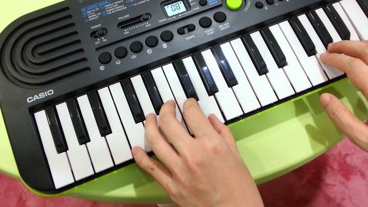 Happy Notes : Trying out CASIO SA-46 mini keyboard !