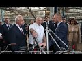 Лукашенко устроил разнос на мотовелозаводе
