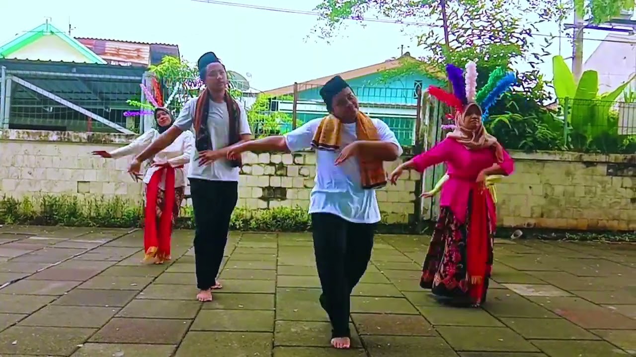 Tari Ondel-ondel (DKI Jakarta) | Kelompok 4