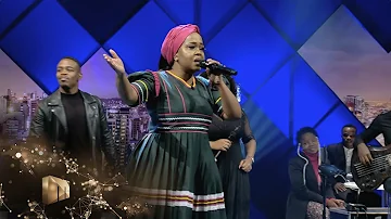 Dr. Winnie Mashaba performs Lengeloi Laka – VIP Invite | Mzansi Magic | S1 | Ep 9