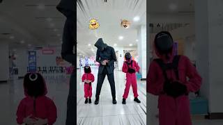 Игра Squid Game ужасно раздражает‼️🤪🤣 SABAR YAH ANYA 😇 #squidgame #frontman #anyaforger #cosplay