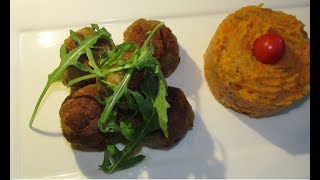 Tasty  valentine's Dinner::Beef Meatballs served with Carrots Puree ( mashed Carrots & potatoes)