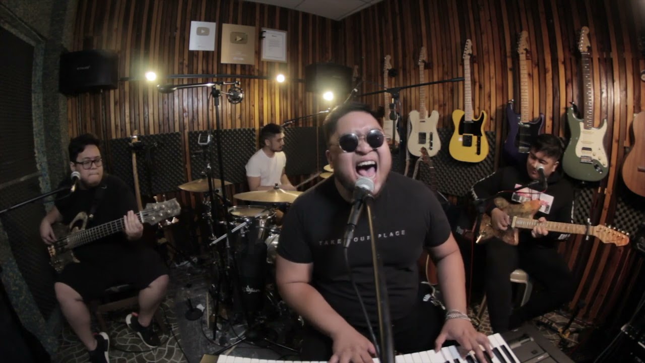 Binibini | (c) Zack Tabudlo | 