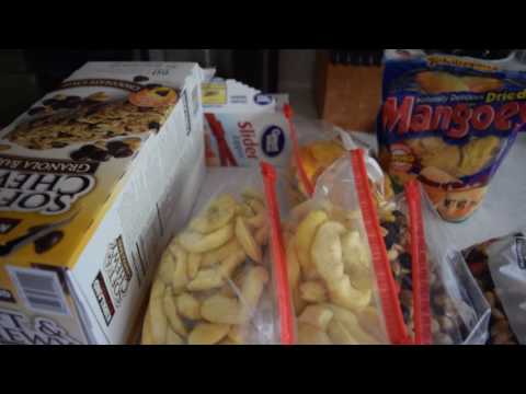 packing-airplane-snacks-for-hawaii