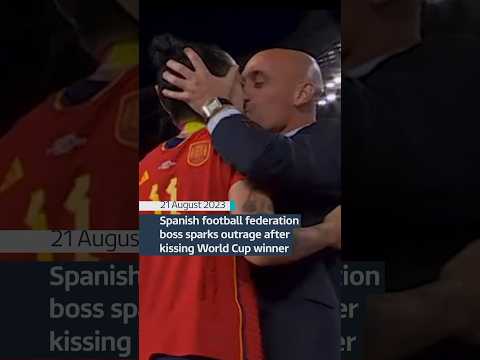 Spanish football boss criticised for kissing World Cup winner #football #fifawwc #hermoso #rubiales