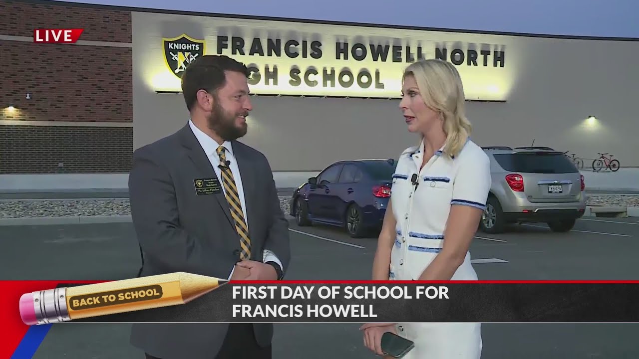 Francis Howell North new building welcomes students - YouTube