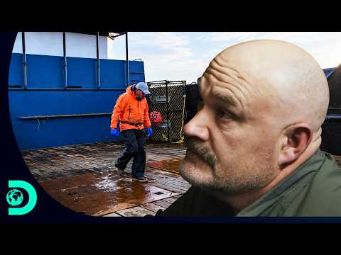 Wild Bill Confronts Crew Member Who Sabotaged Fishing to Get Home Early | Deadliest Catch