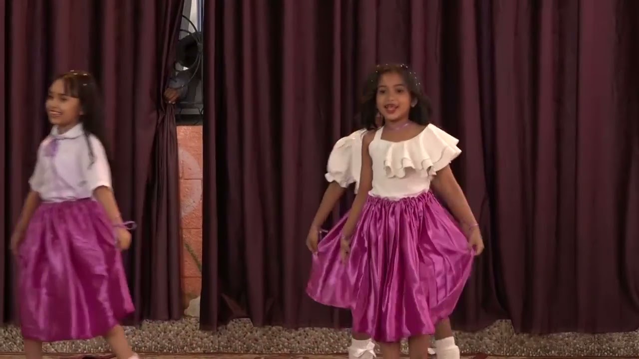 مدرسة  بديري للتعليم الاساسي بمديرية المكلا  تنظم فعاليات اليوم المفتوح