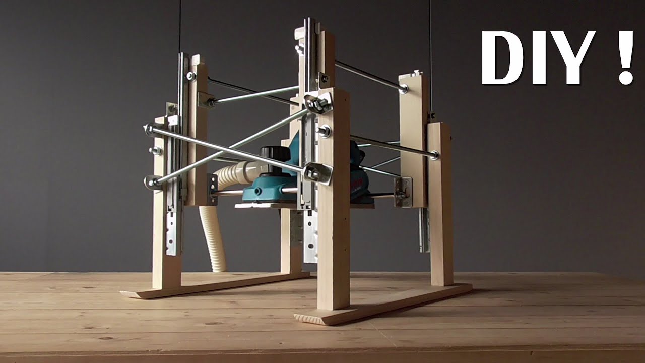 DIY ! A hand-held planer is an aid to easily create a flat surface