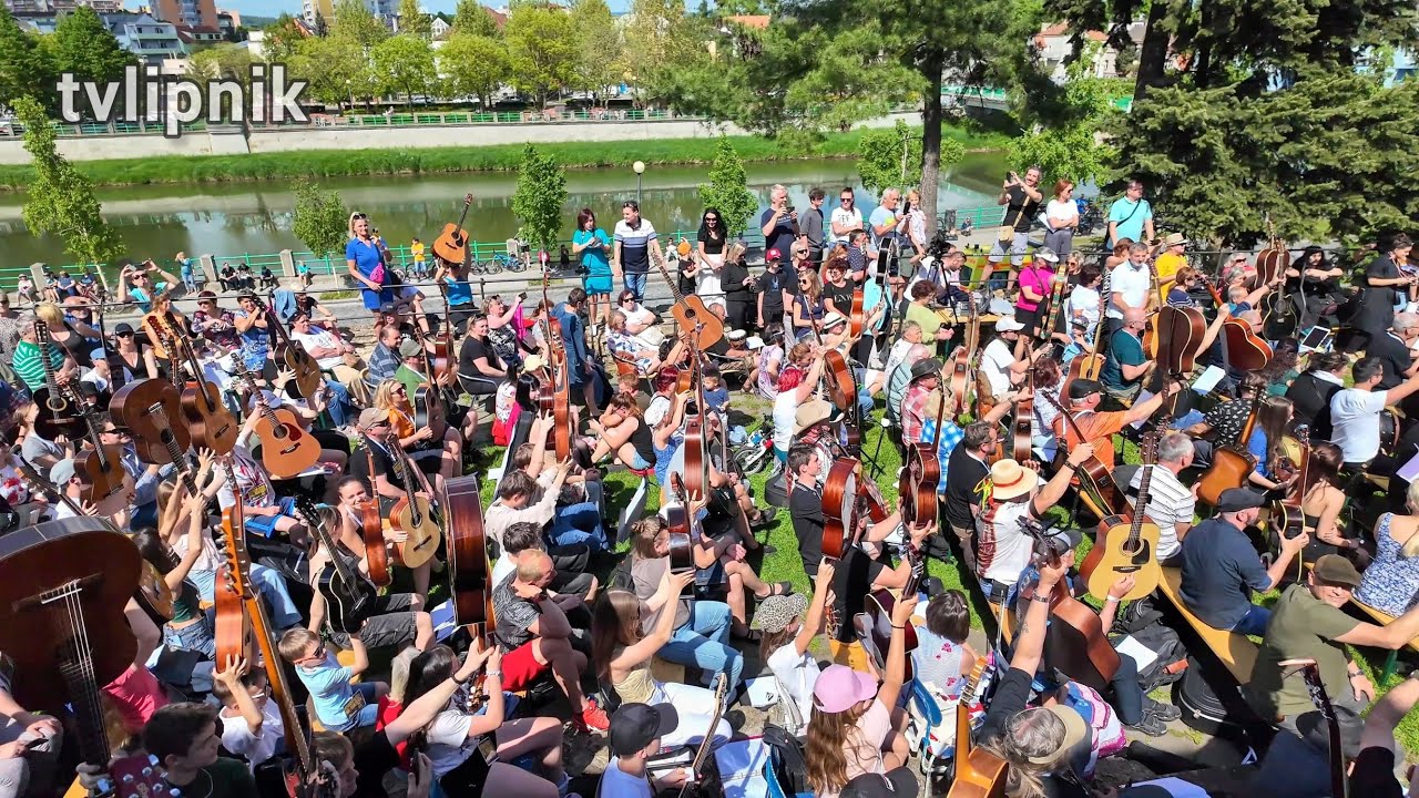 Kytarový rekord na hradbách v Přerově - 1.5.2025