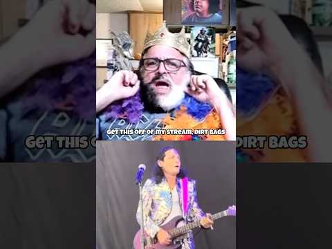 Perry critiques Corey Feldman playing guitar 