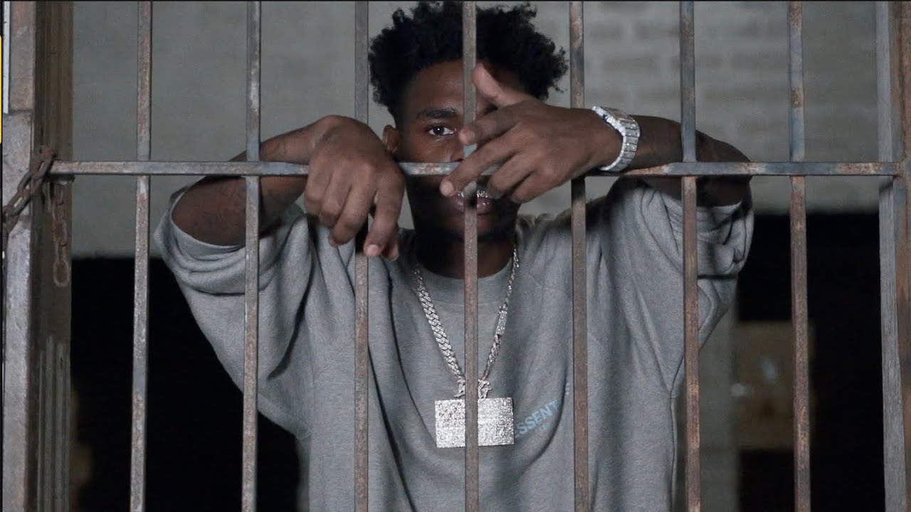 BFG Straap - Strizzy NY (Officical Video) - YouTube