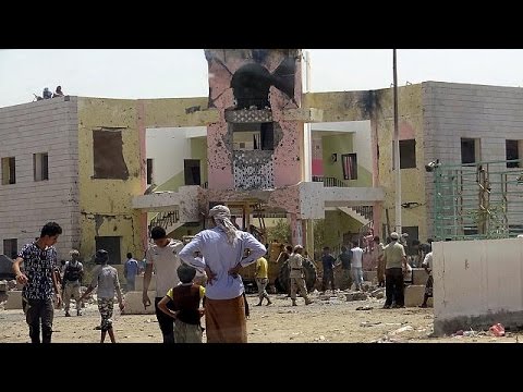 Yemen, rivendicato dall'Isil l'attentato di Aden che ha fatto più di 70 morti