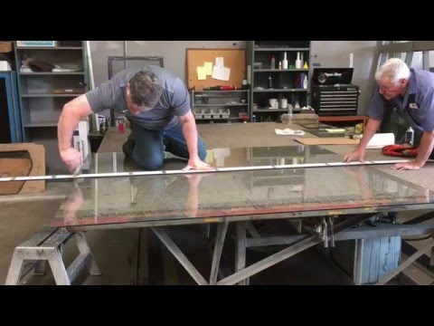 custom-cutting-a-glass-table-top