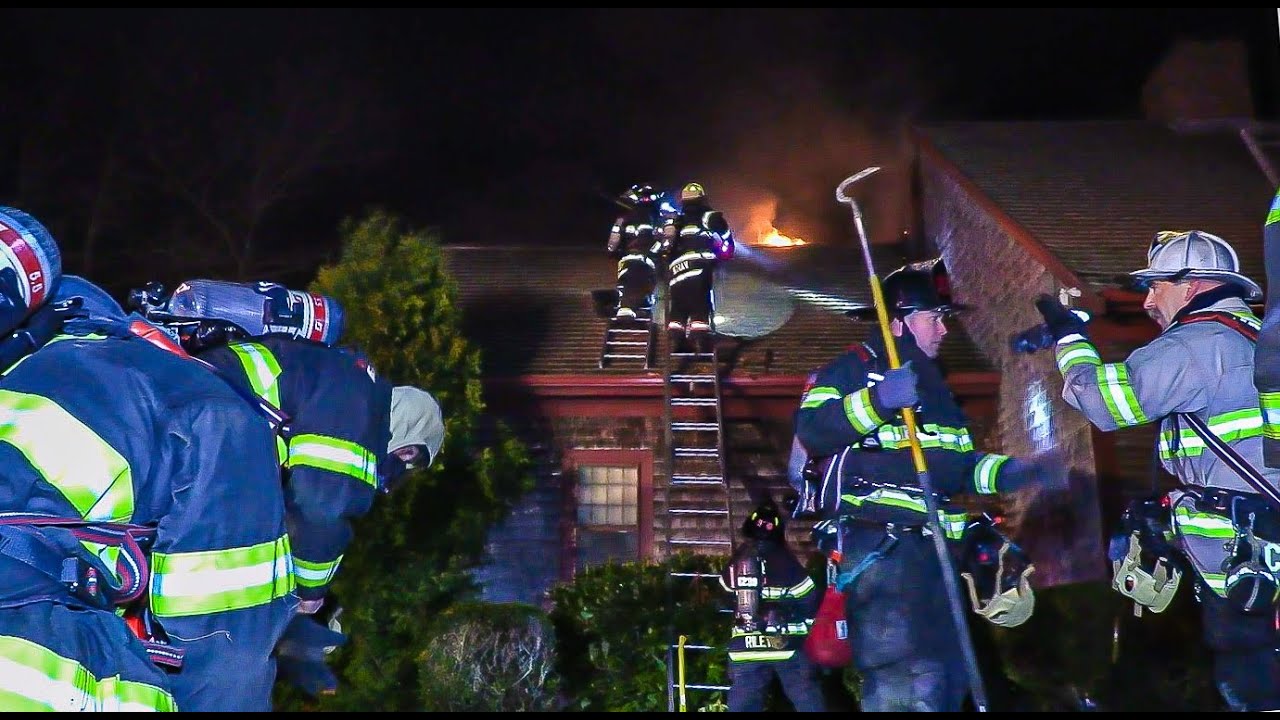 WATCH *** Crews battle two alarm fire in Chatham... - YouTube