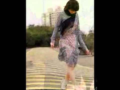Automatic image morphing using Matlab (3)