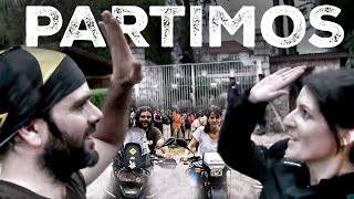 Viajo con una AMIGA en MOTO por MADAGASCAR (S08/E01) La VUELTA al MUNDO en MOTO con CHARLY SINEWAN