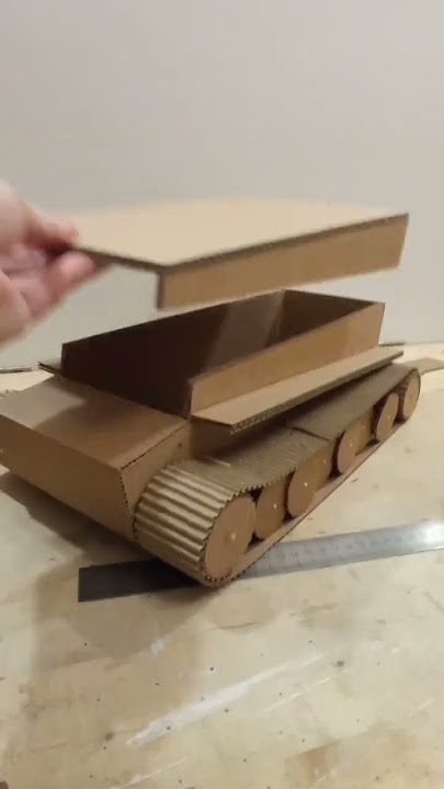 My cardboard Panzerkampfwagen Tiger tank for blow up