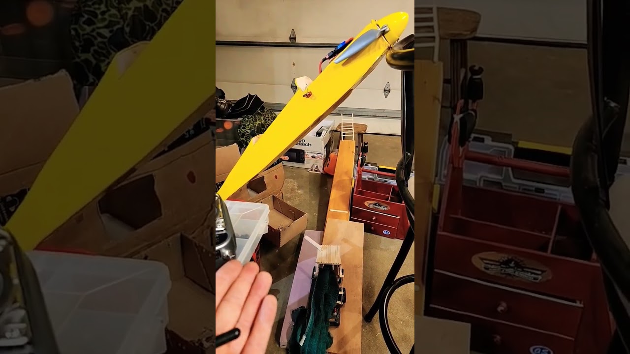 RC Airplane release mechanism 