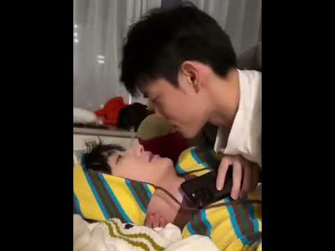 Liu Cong gave Chen Lv a kiss (Uncensored) - Chen Lv & Liu Cong #bl #đammỹ #jenvlog #shorts - BL