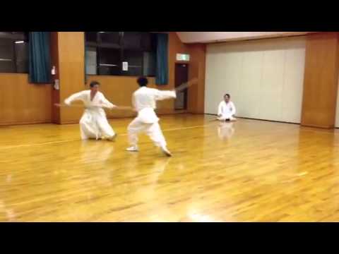新体道棒術、shintaido bojutsu - YouTube