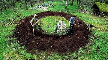 BIG & ROUND! ~ Iron Age inspired Bushcraft Build (Ep.1)