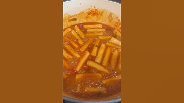 Trader Joe’s Meals👨🏻‍🌾🥦 Cheesy Korean Tteok Bok Ki🍜 #food #vegan #foodie #recipe #cooking