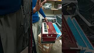 mini harmonium standing on wholesale price call 7986350268 #harmoniousnotes #piano #music