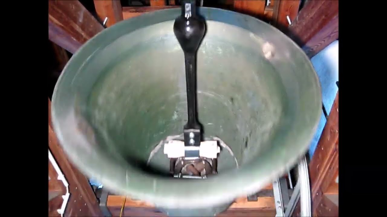 Ried im Zillertal Geläute der Pfarrkirche