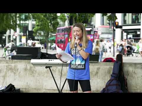 Katherine Blair speaks at the 2nd rally / picnic to Stop Geoengineering