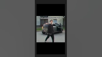 Got an Error printing Hello Word Jokes